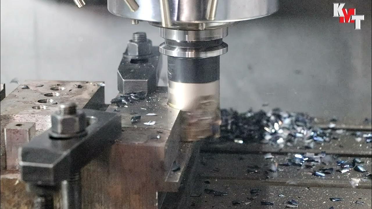Фрезеруем боковой паз | Вертикальный обрабатывающий центр KMT KVL 850