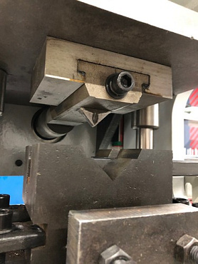 Гидравлический пресс для угловой резки металлического профиля KPC-18NC