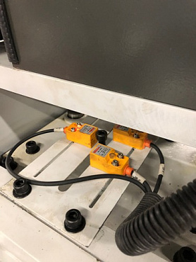 Гидравлический пресс для угловой резки металлического профиля KPC-18NC