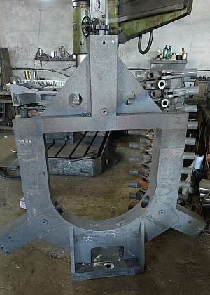 Люнет неподвижный(с роликам) ф200-600мм для станка CKE61125M