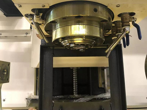 Фрезерный обрабатывающий центр 4-осевой KMT KVL850B (SED 855) HCNC 