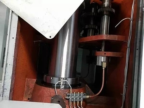 Токарный станок с ЧПУ KE50/1500 Siemens (гидравлика)