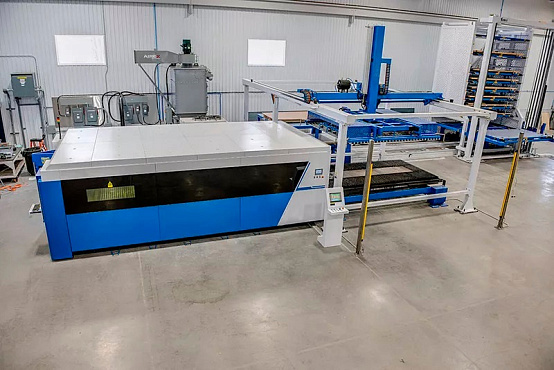 Автоматизированный комплекс лазерной резки КМТ HLF 4020