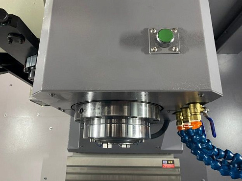 Вертикальный обрабатывающий центр KVL 1361A (VMC 1160B), 3-оси (BT-40,CTS20bar)