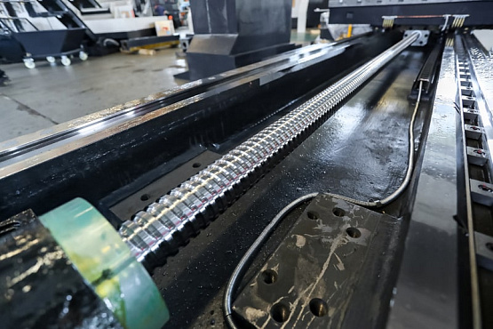 Портальный фрезерный центр KPM 2540