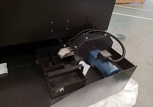 Фрезерный обрабатывающий центр 4-осевой KMT KVL850B